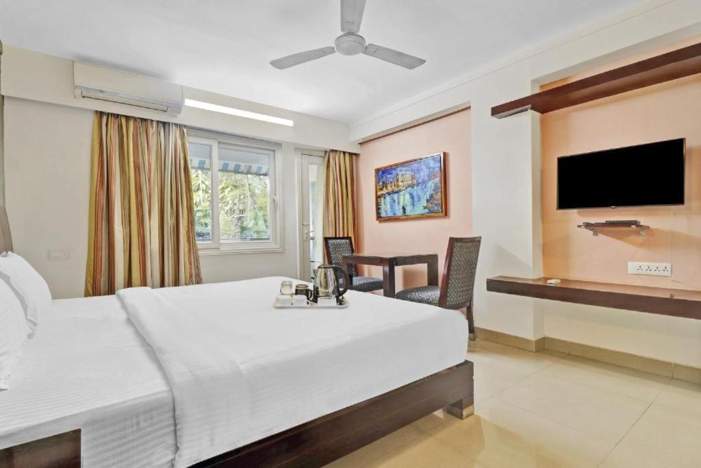 מלון Alappuzha Aec Residency מראה חיצוני תמונה