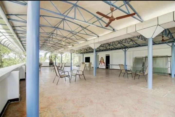 מלון Alappuzha Aec Residency מראה חיצוני תמונה